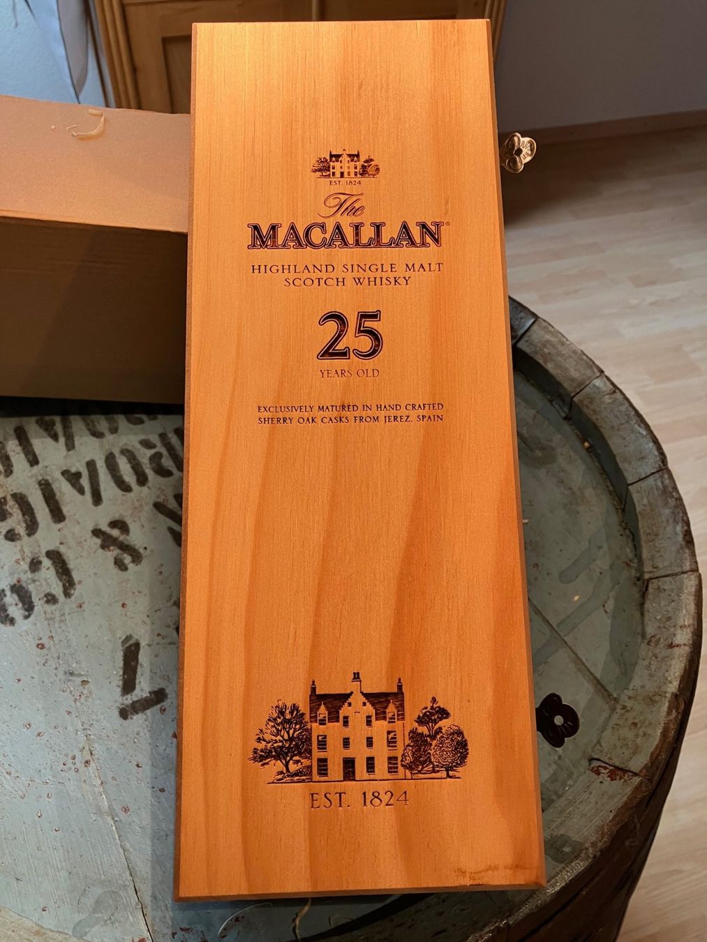 Macallan Spiritueux: Macallan 25 Years Sherry 2011 – Neuf avec emballage d'origine à Aarwangen par concorde58 4