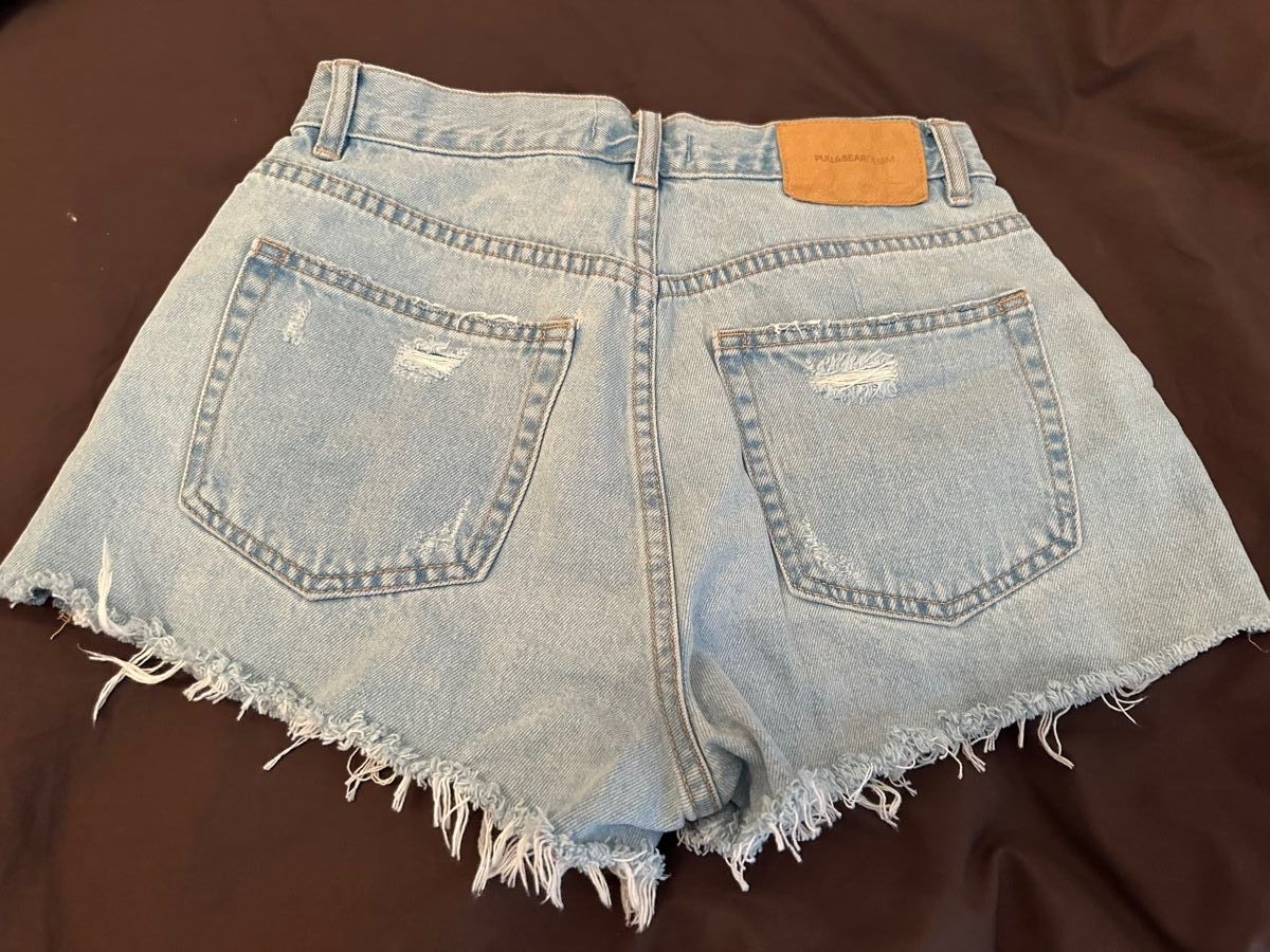 Pull&Bear Jeans: Pull&Bear Shorts – Usato da Eschenbach LU venduto da Tatzi1 1