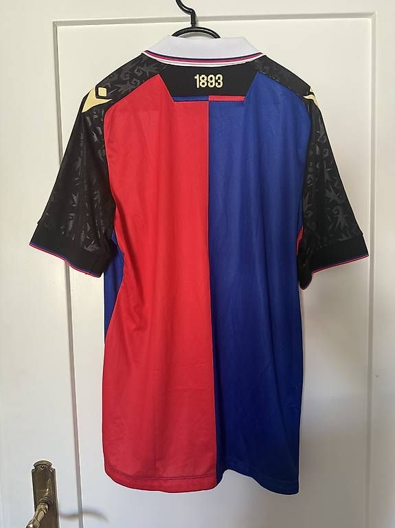 Canottiere & Pantaloni: Fc Basel Trikot L – Usato da Basel venduto da momo.st 2