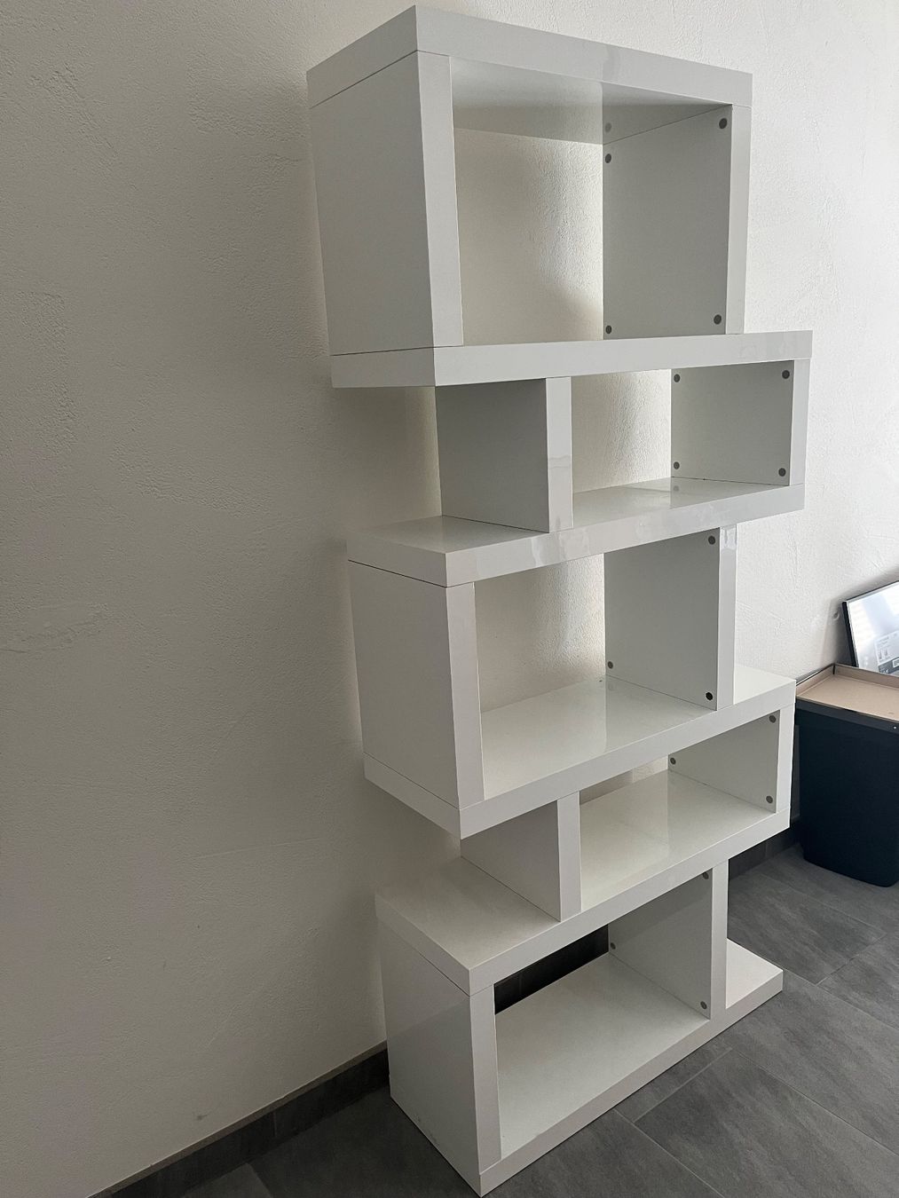 Regale: Gut erhaltenes Hochglanz Regal – Gebraucht aus Horgen von carmlan 2