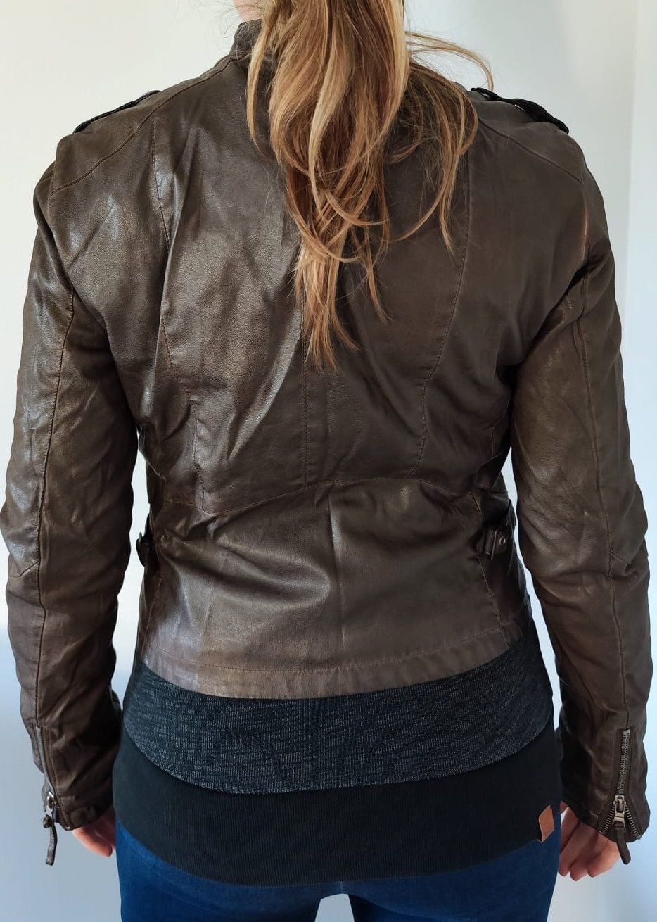 Jacken: Braune Kunstleder Jacke in M – Gebraucht aus Stäfa von basidis 5