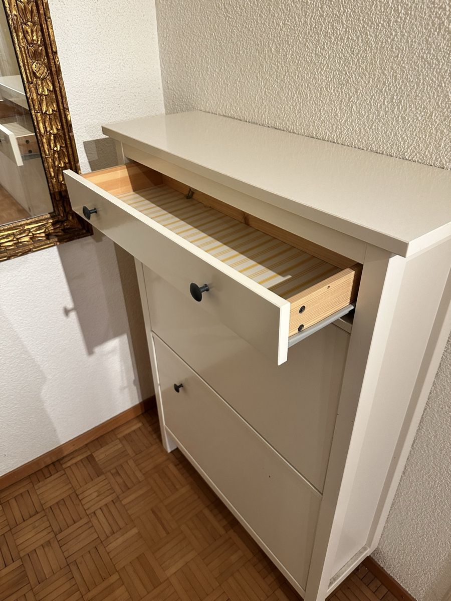 Commodes: Schuhgestell – D'occasion à Kloten par Jeronimo9 1