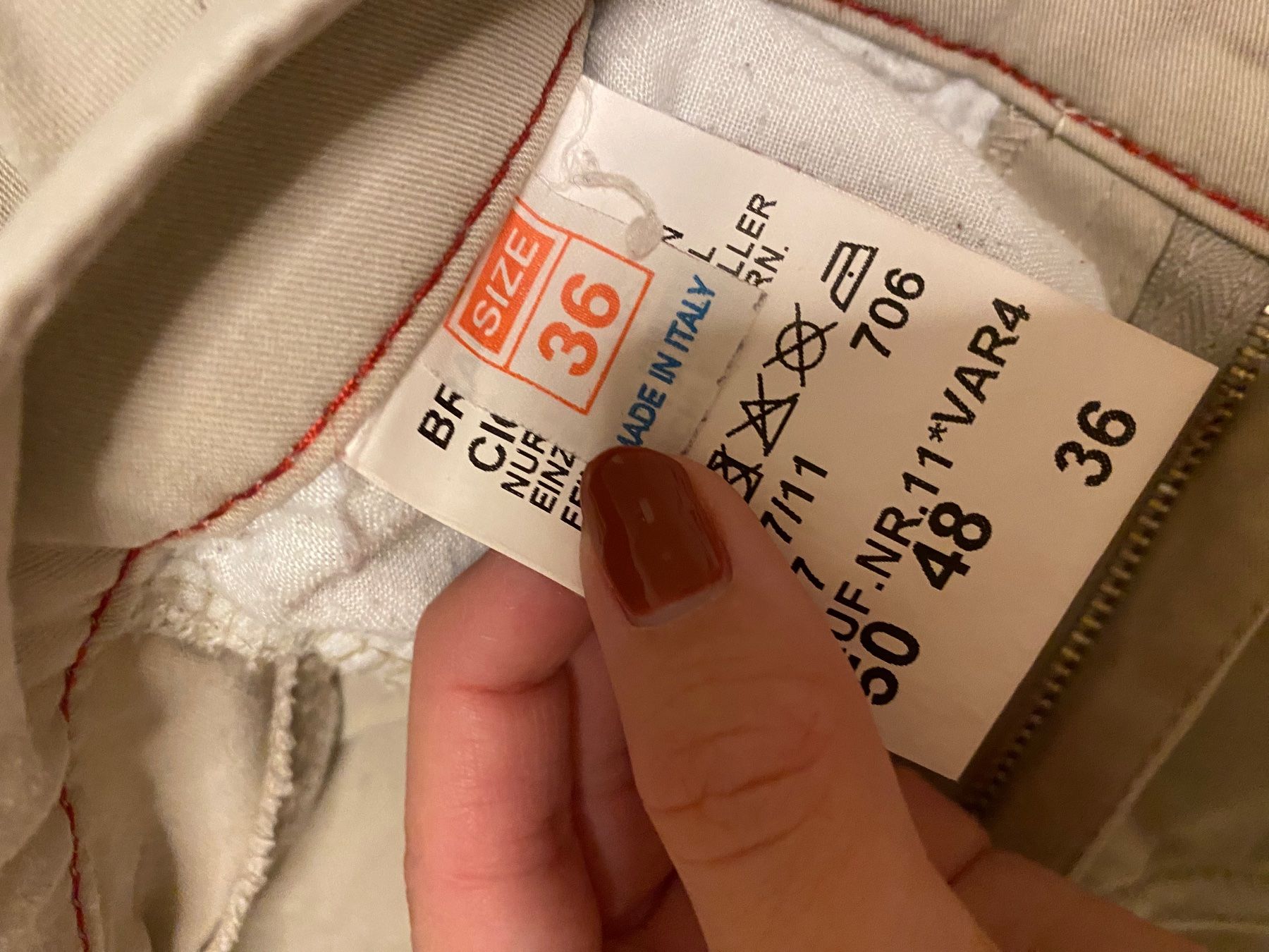 Pantaloni: Beige Hose – Usato da Zürich venduto da yae56 1