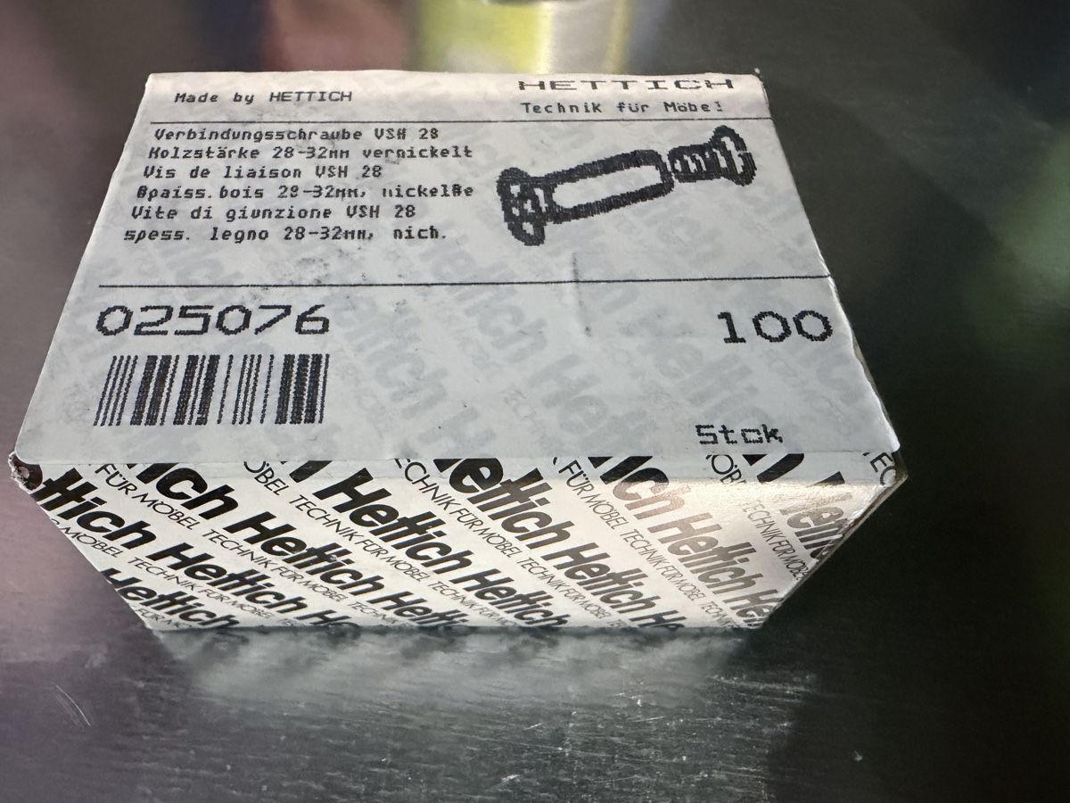 Hettich Ferramenta: Hettich verbindungscraube 28-32mm – Nuovo e nell'imballaggio originale da Niederuzwil venduto da qen_yj72