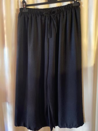 SOMMER HOSE- DAMEN-SCHWARZ