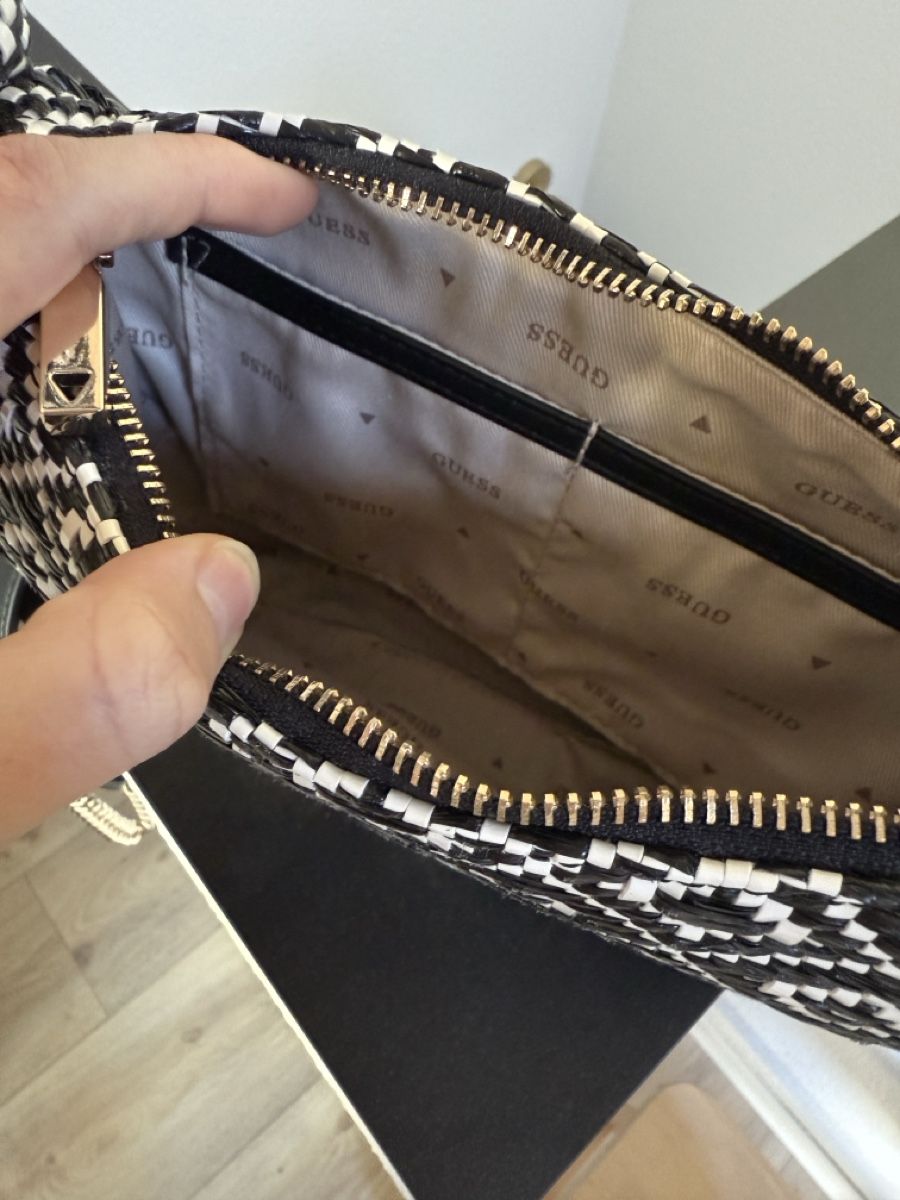 Guess Taschen für Damen: Guess Handtasche – Neu (gemäss Beschreibung) aus Sarmenstorf von Nathaliie_21 4