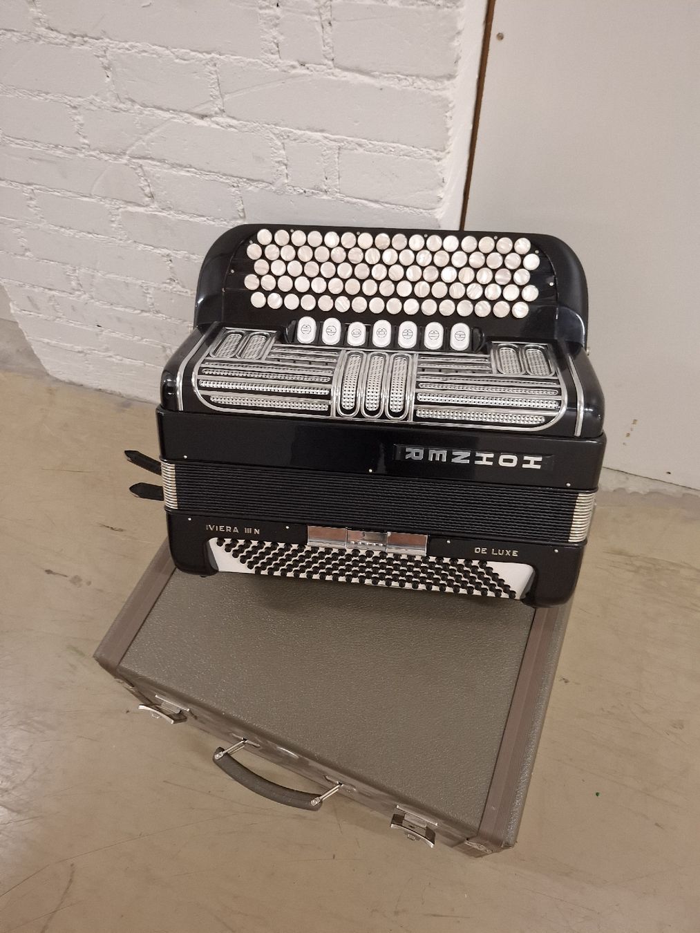 Strumenti musicali: belle chromatique a gradin – Usato da Villeneuve venduto da BibiVintage 7
