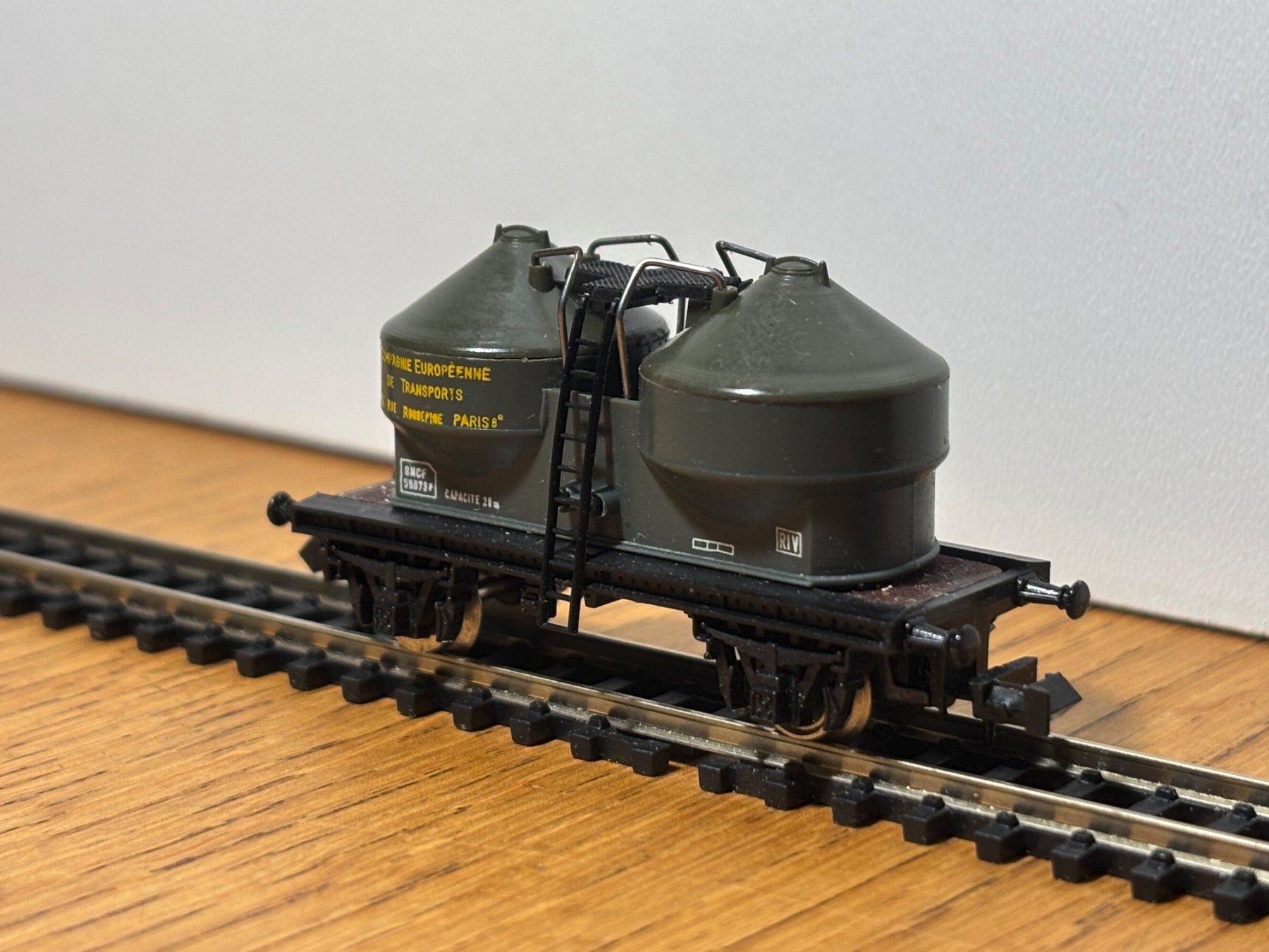 Modellini di ferrovie: e1521: Silowagen (Spur N) – Usato da Birsfelden venduto da Birs_25