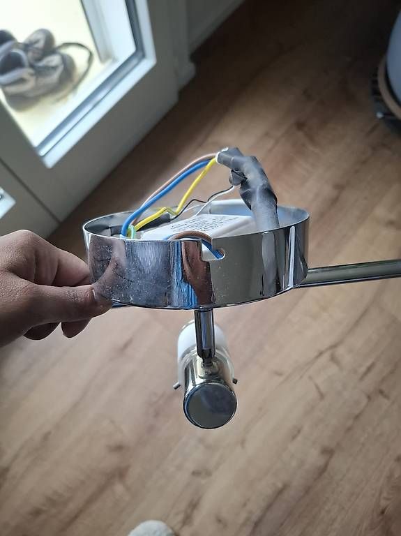 Lampadari & plafoniere: Lampe mit 3 Spots – Usato da Windisch venduto da kat_7ghj 1