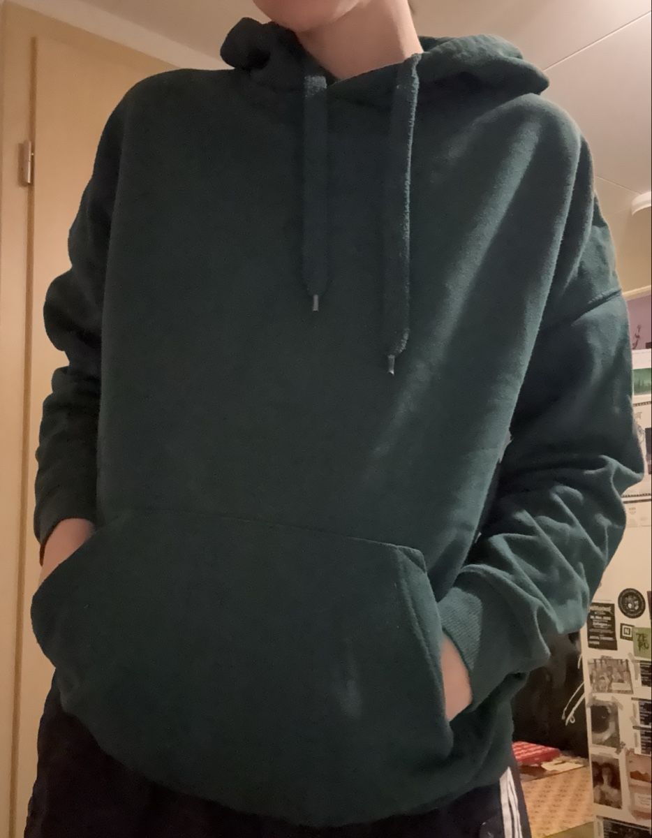 Maglioni & Felpe: Grüner Hoodie / Pulli – Usato da Gondiswil venduto da lor_2rkz 4