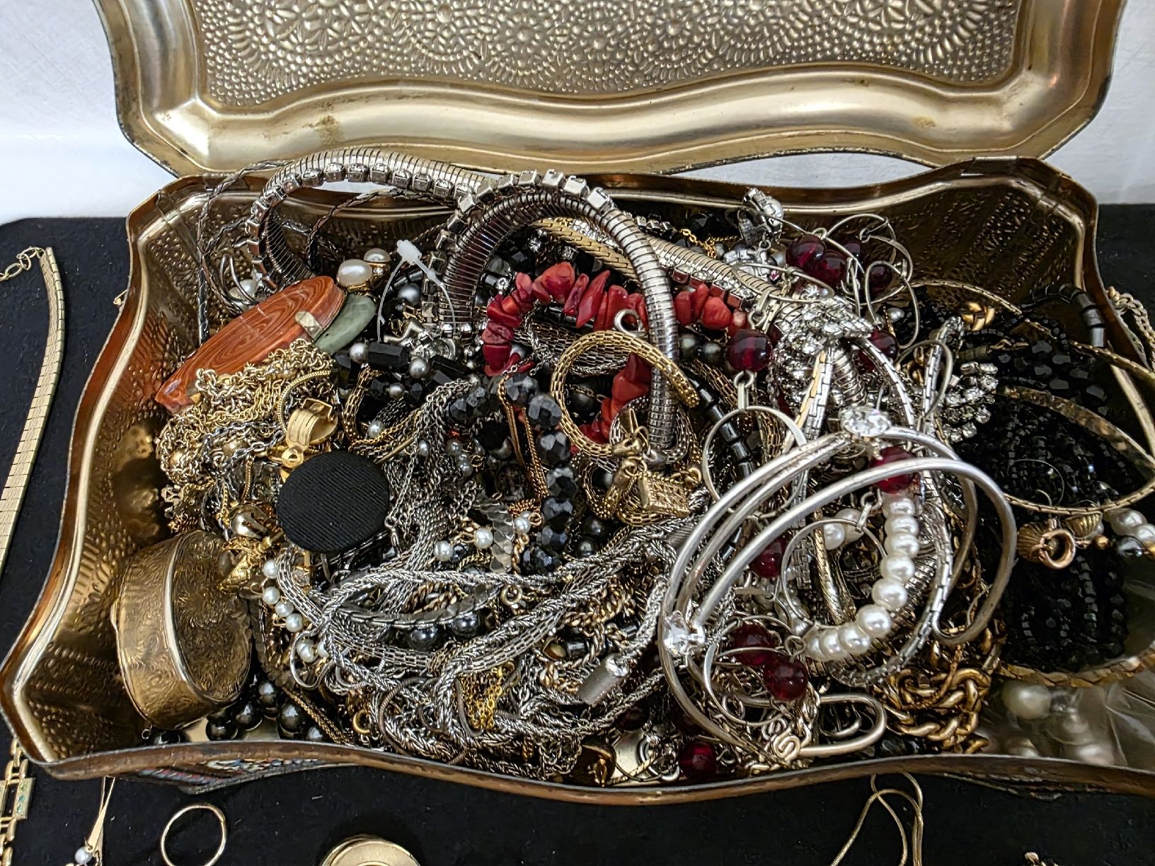 Altri gioielli: Schmuckkonvolut Damen  Modeschmuck gemischt  – Usato da Wolfertswil venduto da Antiko 4