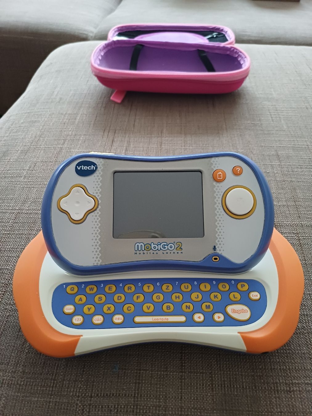 Vtech Giocattoli: V tech mobigo 2 inkl Etui. Selten gebraucht – Nuovo (secondo la descrizione) da Bremgarten AG venduto da leharh