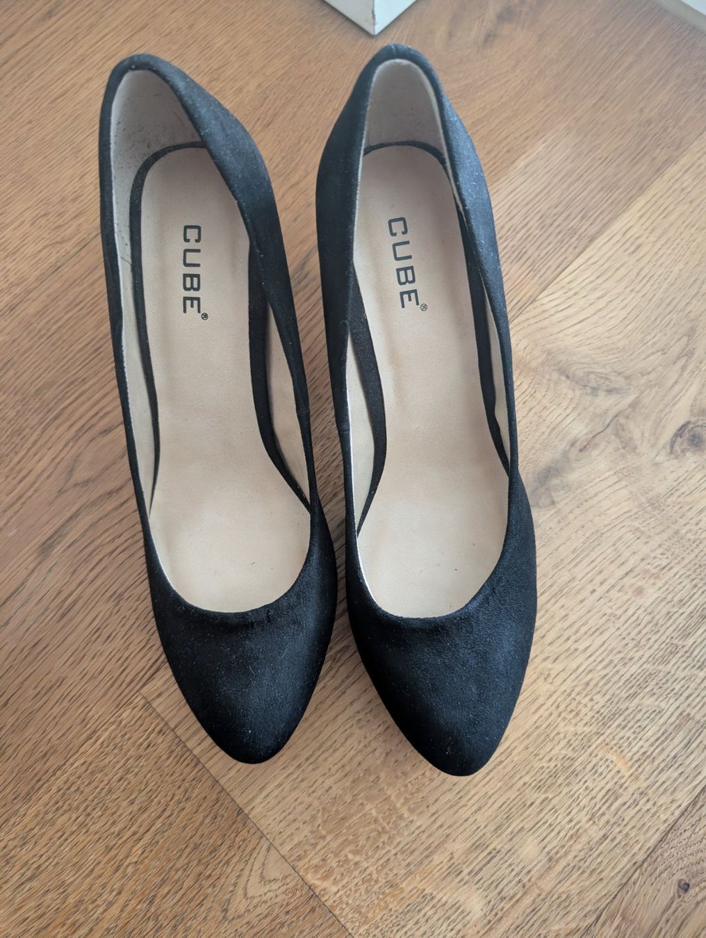 Cube Scarpe da donna: Schwarze Pumps, 7cm – Usato da Dübendorf venduto da gar_5yv6 1