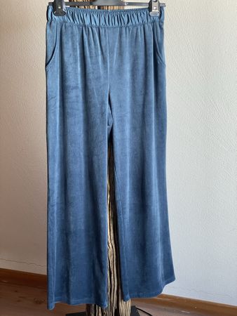 Triumph Schöne Jogginghose in Blau Gr.L