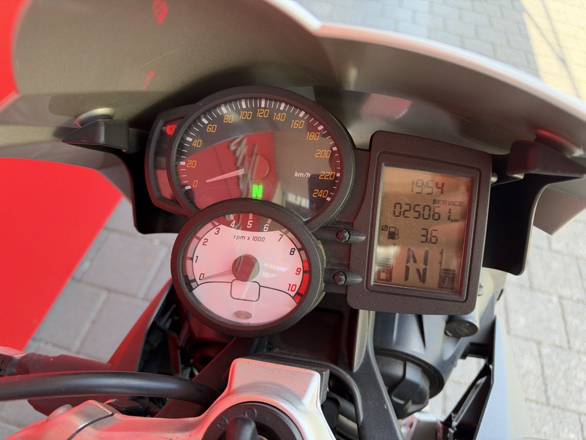 BMW Strada: BMW F800R – Usato da Meggen venduto da leupimoto 8