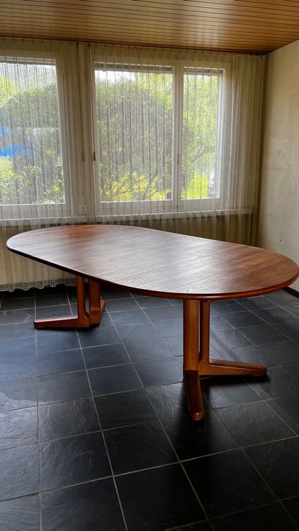 Runder Esstisch, Teak, ausziehbar Kaufen auf Ricardo