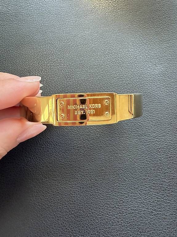 Bracciali & Braccialetti: MICHAEL KORS goldener Armreif – Usato da Wittenbach venduto da Lenitalasirena