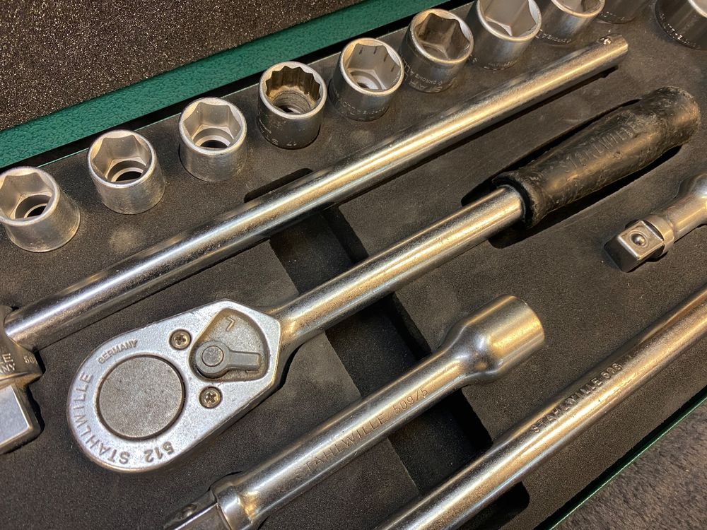 16-teiliges Steckschlüssel-Set, 1/2" Antrieb, Metrisch 10-32 Mm – Tief, Chrom-Molybdän, Mit Aufbewahrungskoffer