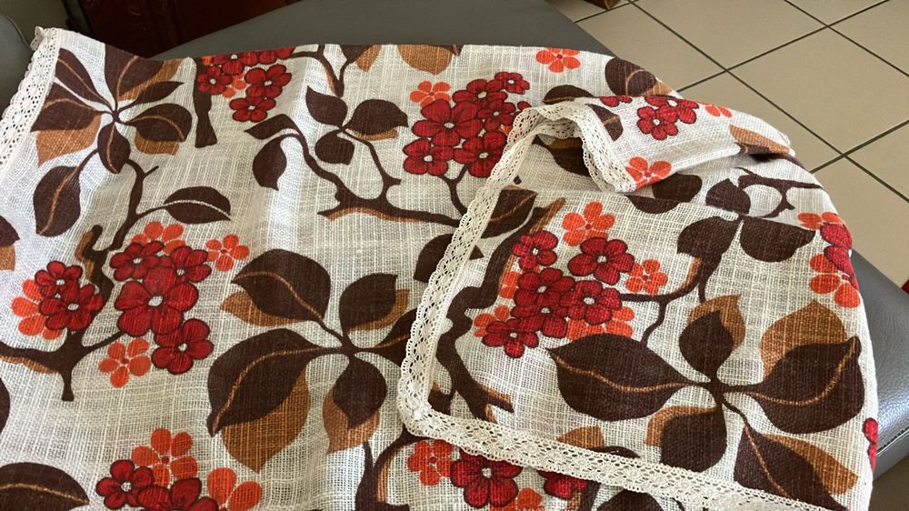Tovaglia Al Tatto In Tessuto Jacquard R17676 Naturale Argento Lurex 240x155 Cm 89748819