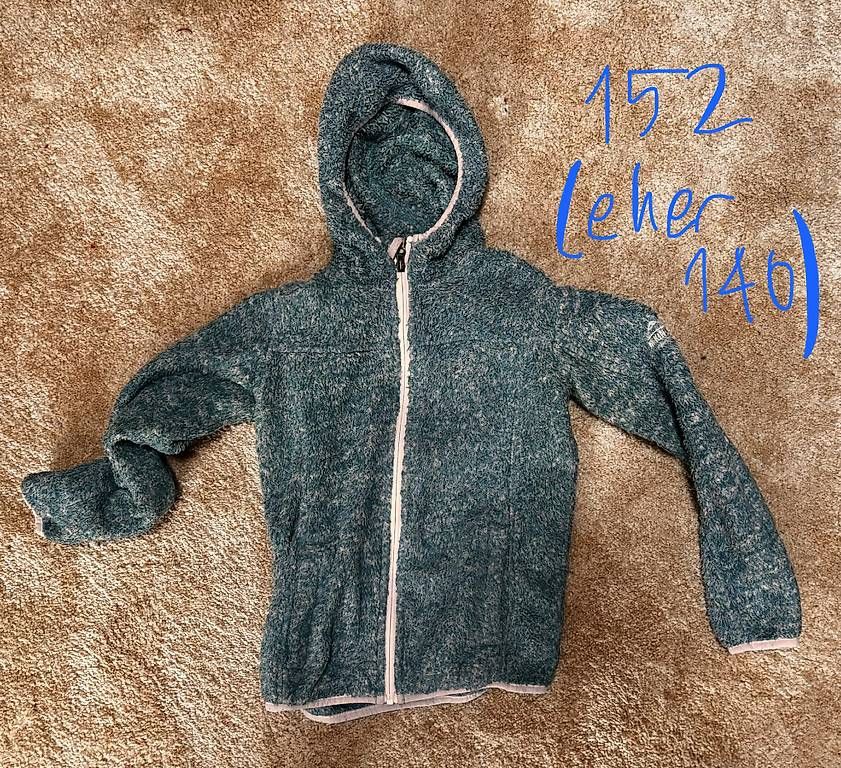 Maglioni & Felpe: Warme Pulli - ca. gr 146 – Usato da Zürich venduto da camikaze