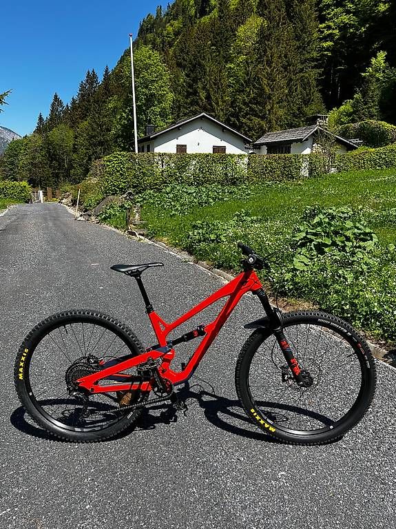 YT Vélos: YT Jeffsy CF Comp 2019 M – D'occasion à Emmetten par Vic-ky