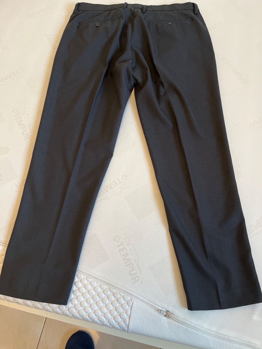 Hosen: Pantaloni – Gebraucht aus Zürich von Dolceflavio 2