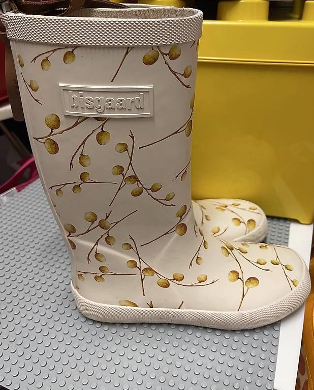 Scarpe per ragazzi: Kinder Gummi Stiefel Größe 33 – Usato da Inwil venduto da 0107MI