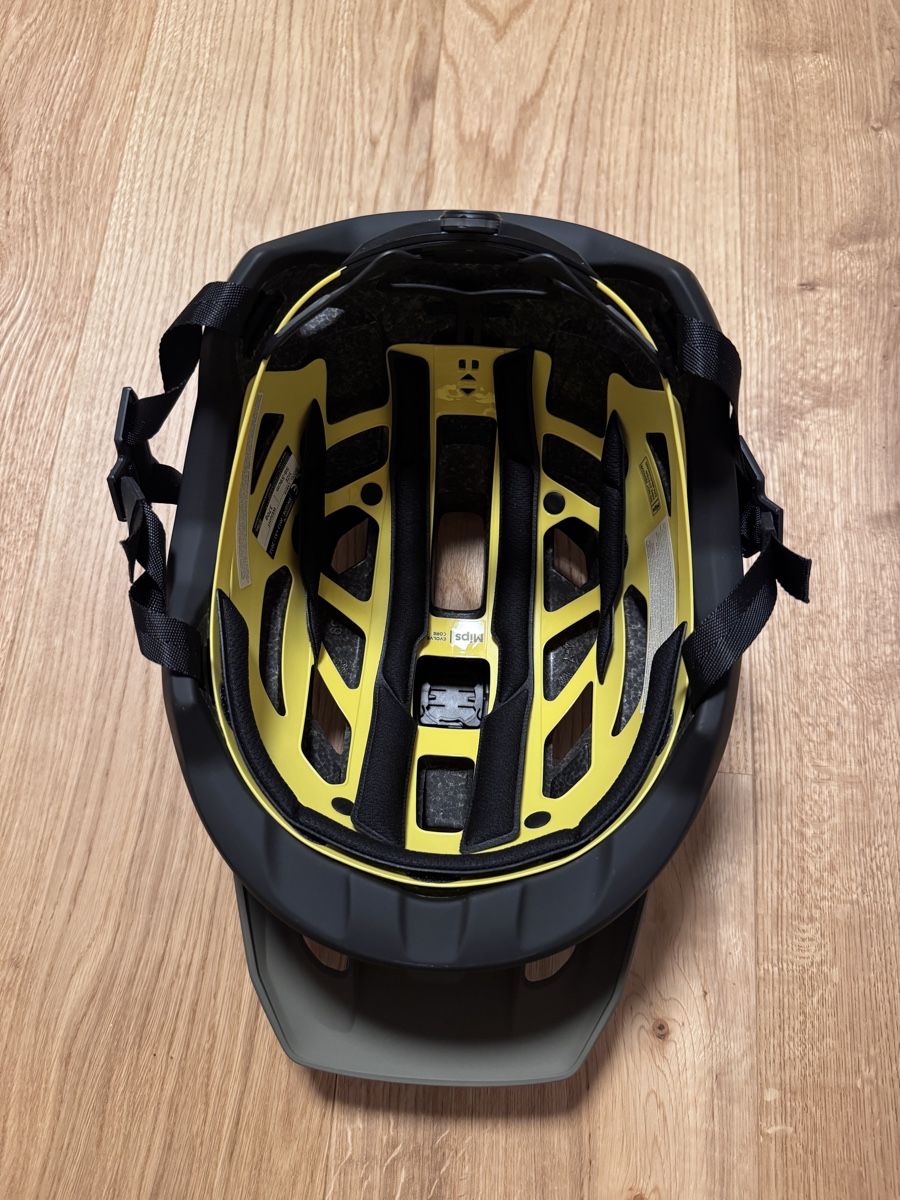 Cube Helme: CUBE Fahrradhelm Grösse 56-59cm  – Neu (gemäss Beschreibung) aus appenzell von tsch.imon 2