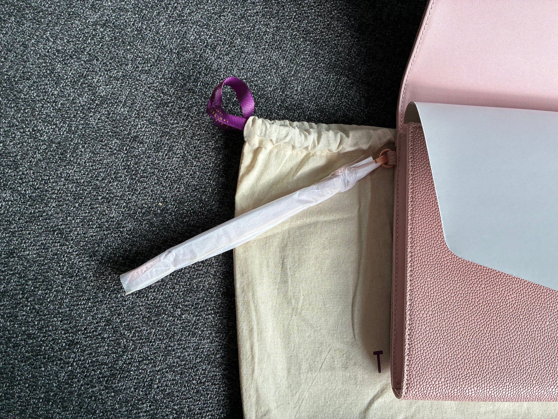 Ted Baker Borse da donna: Ted Baker Pochette, neu, pink – Nuovo (secondo la descrizione) da Basel venduto da h4w_h5bq 5
