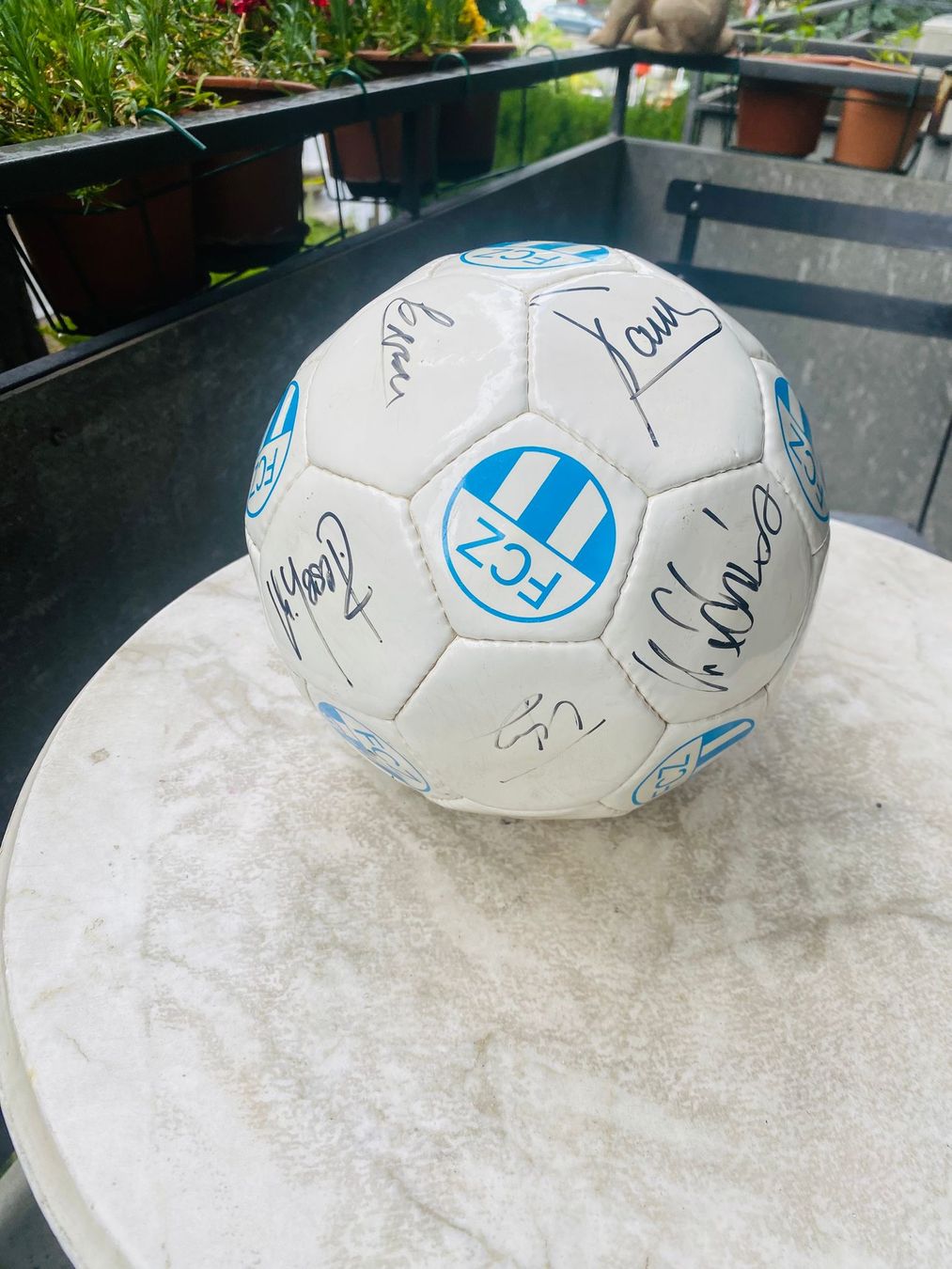Palloni: FCZ Ball aus den 2000 er Jahr – Usato da Zürich venduto da Sisisusu 4