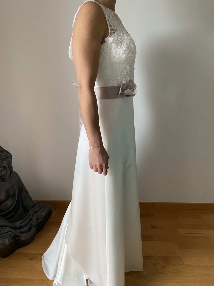Vestiti: Brautkleid, schlichte A-Linie, Grösse 36 – Usato da Zürich venduto da Drengemann 2
