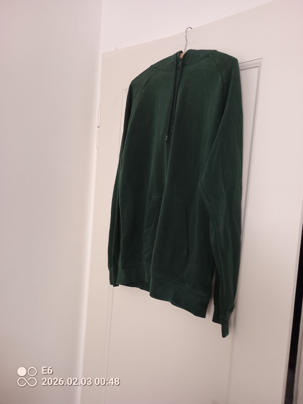 Adidas Lotti di vestiti: 6-teiliges Herren-Pulloverpaket diverse Groessen – Usato da Zürich venduto da Mitzi6 1