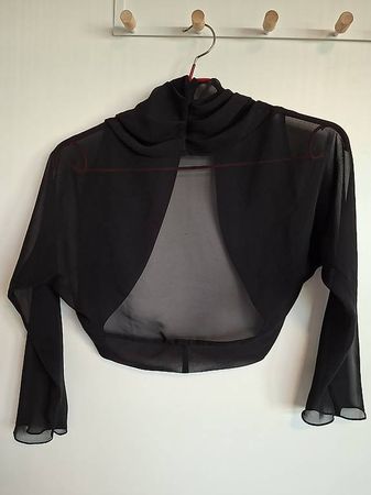 Hochwertiges Chiffon-Bolero-Jäckchen / Grösse S
