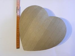 Herzschachtel aus Karton, ungebraucht, Basteln, Deko!