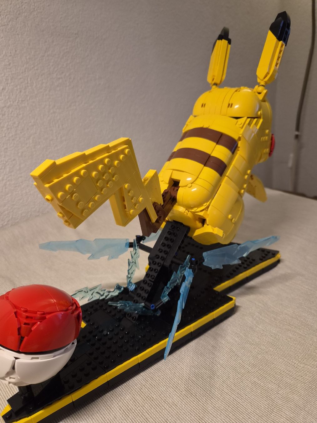 Lego Figurines: lego Pokemon Pikachu 72152 – D'occasion à Embrach par osi3 1