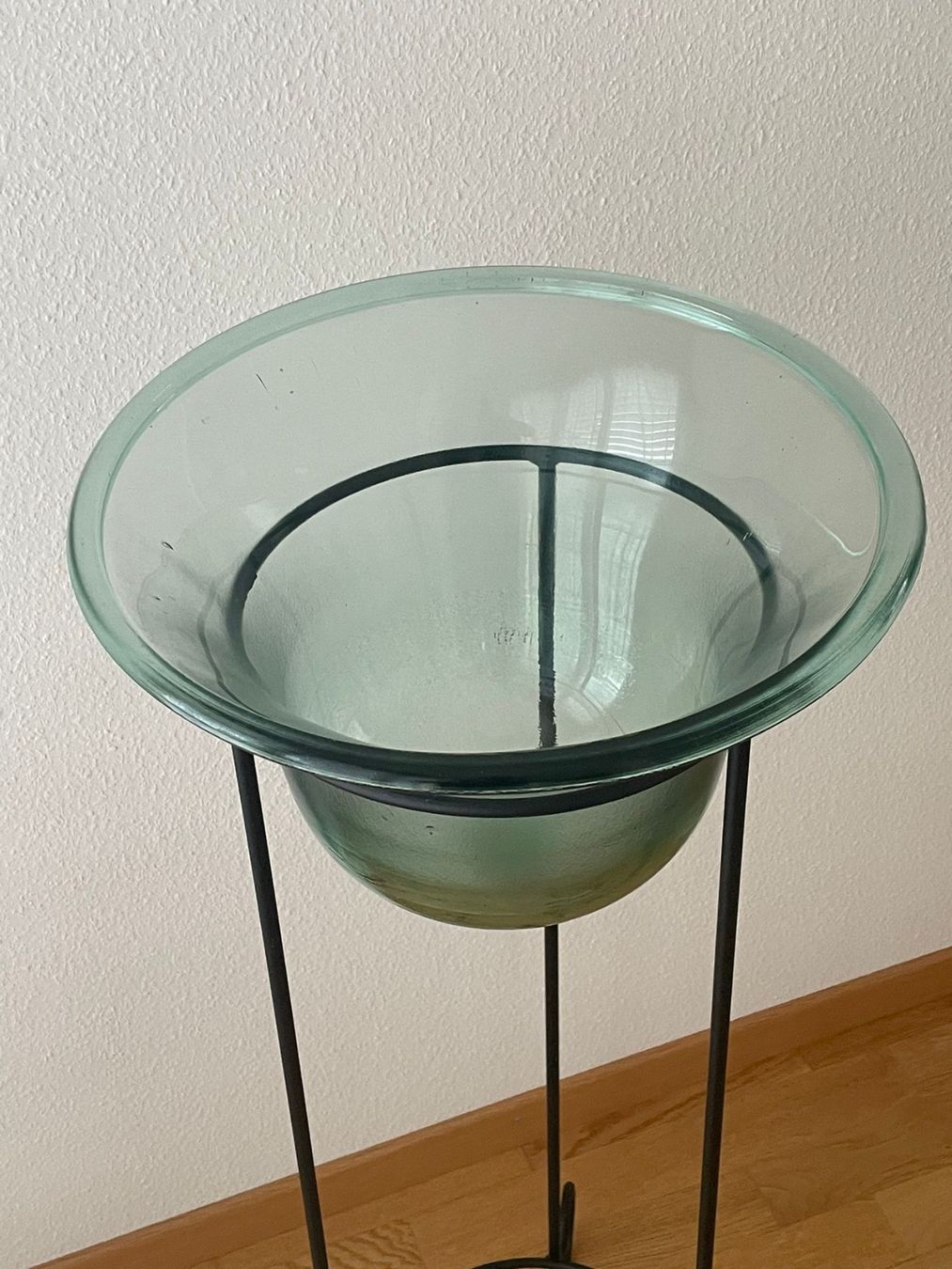Altro per la casa: Pflanzenständer mit Glasschale – Usato da Zürich venduto da SOMO120 1