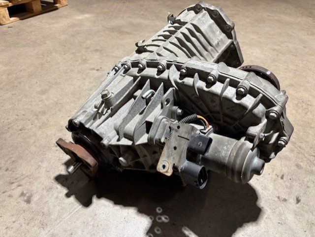 VW Tutti pezzi di ricambio auto: Verteilergetriebe VW Touareg 3.0TDI – Usato da Brülisau venduto da AdrianD01
