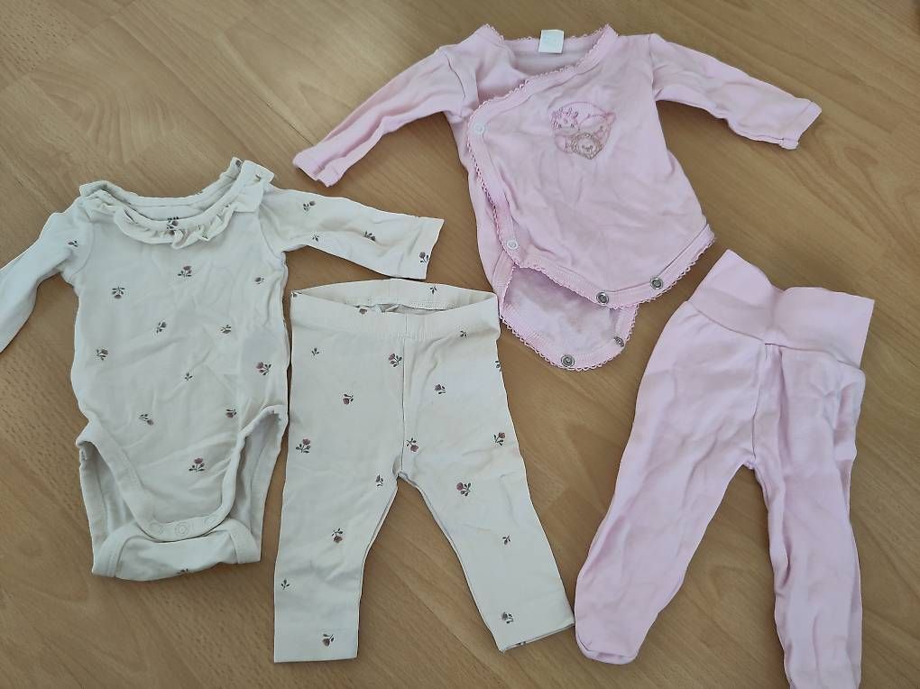 Lotti & Set di vestiti: Bodyset mit Hose 50 – Usato da Uznach venduto da Claudi1186