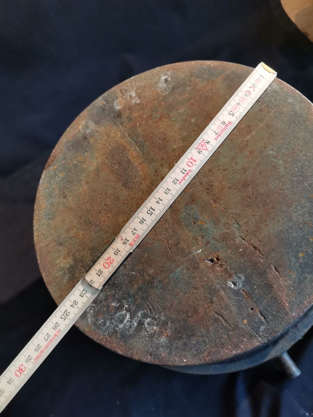 Töpfe: Gusseisentopf, Bronze Topf, Bronce Topf? Eisentopf, Gusstopf – Gebraucht aus Wiedlisbach von materialkreislauf 7