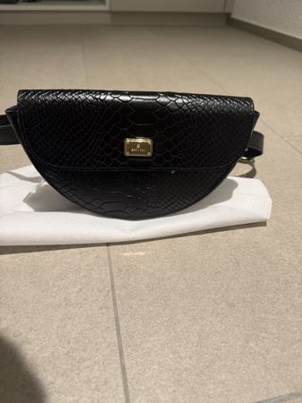 Batycki Women's Black Belt Bag, neu