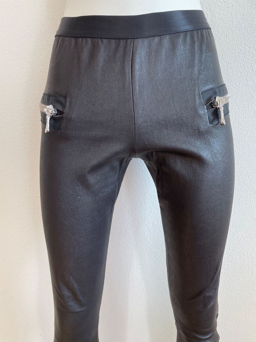 Pantalons: Lederhose – Neuf (Voir description) à Winterthur par 19.19 2
