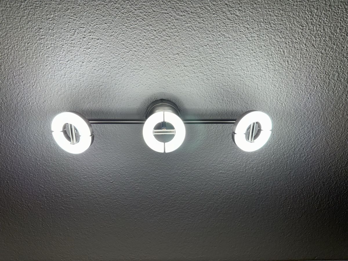 Conforama Lampade: 2x LED Lampen – Usato da Steinhausen venduto da casaplia 1
