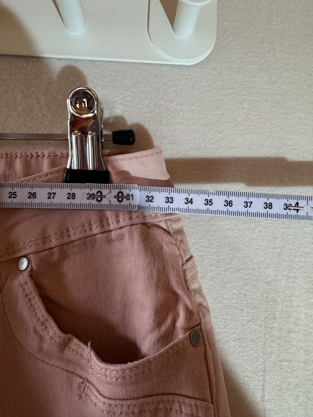 Jeans: Kurze Jeans von Chicorée Gr. 36 – Usato da Grosswangen venduto da SALE_SALE_SALE 2