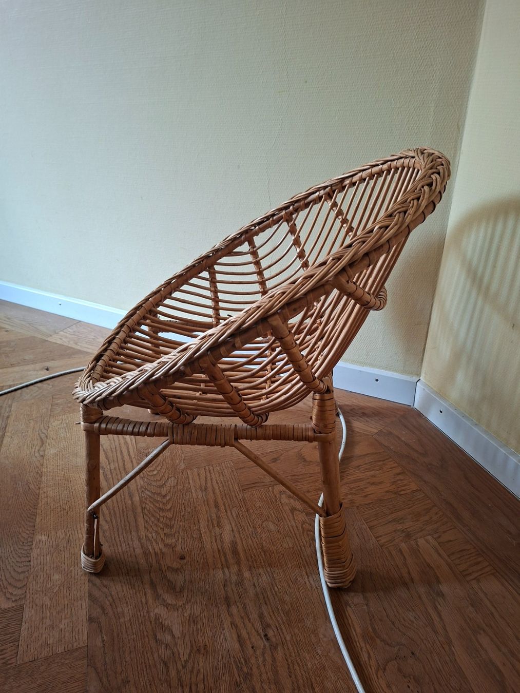 Stühle: Rattan kinderstuhl – Gebraucht aus Zürich von Sin_on