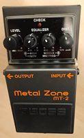 BOSS Metal Zone MT-2 black