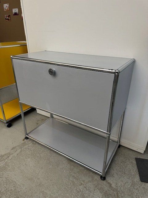 USM Haller Beistellschrank mattsilber (Gebraucht) in Zollikofen für CHF ...