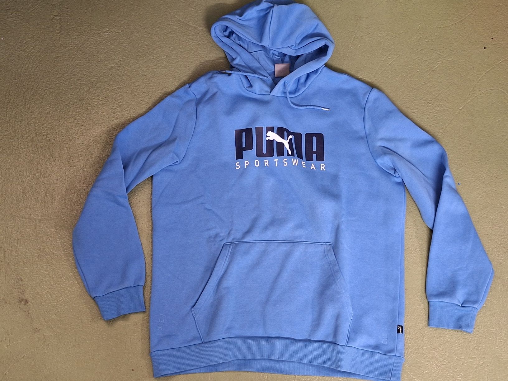 Puma Maglioni & Felpe: Puma Hoodie, Grösse L – Nuovo (secondo la descrizione) da Niederglatt ZH venduto da Bobsli