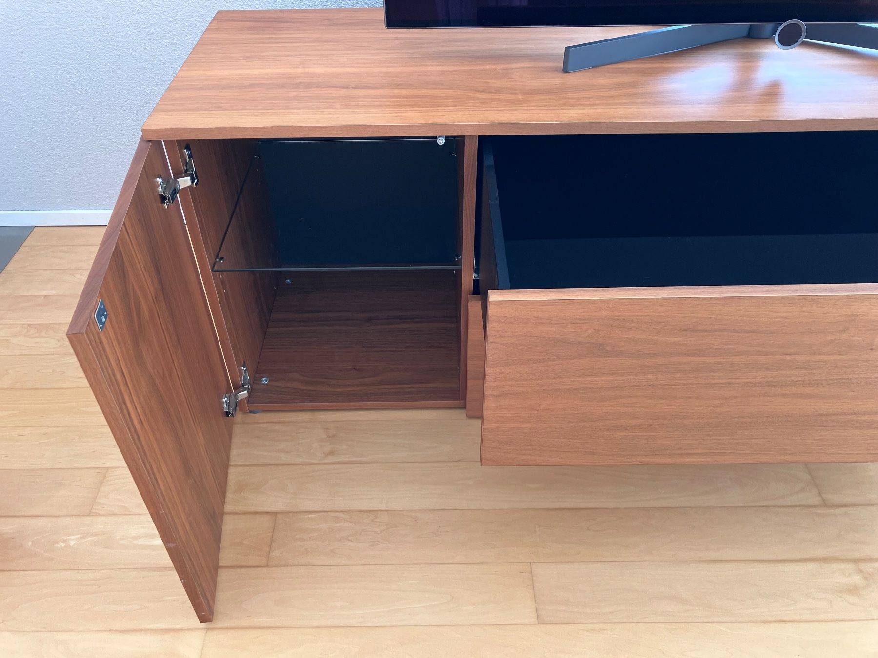 Micasa TV Möbel: Sideboard / Fernsehmöbel – Gebraucht aus Zofingen von luz_7y2d 1