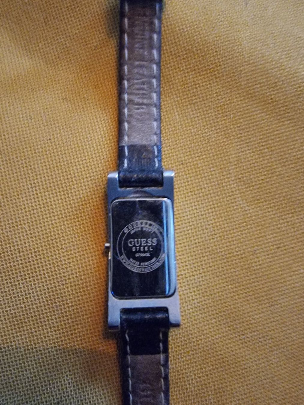 Guess Orologi: Fossil, Guess, Citizen Damenuhr – Usato da Meilen venduto da metzi08 4