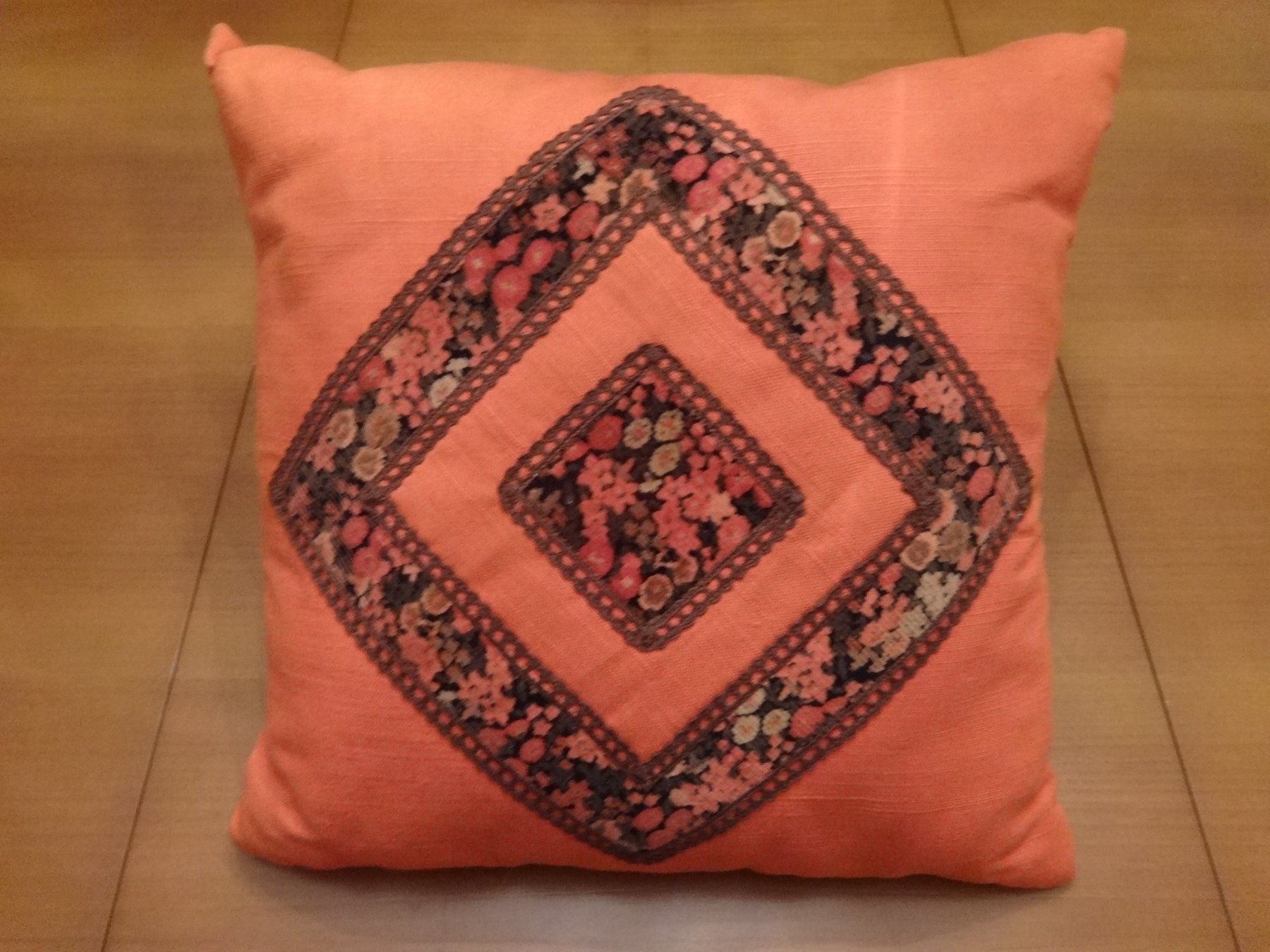 Coussins: Coussin - Pièce unique ! – Neuf avec emballage d'origine à Biel/Bienne par milamila02